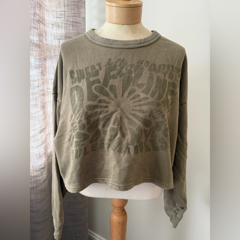 Offline By Aerie Army Green Crop Sweatshirt M